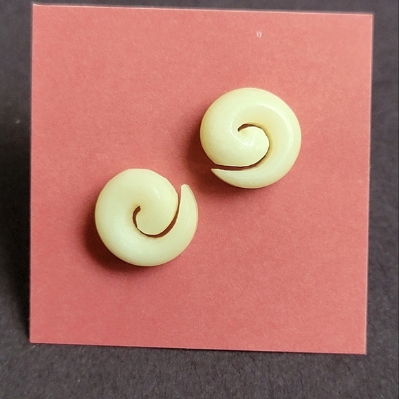 Jewelry - Swirl Carved Bone Stud Earrings - handmade